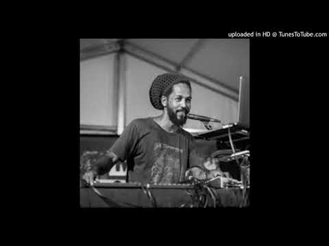 Rastafari Unity (Lutan Fya (Anthony Martin) ft. Princess Menen & Khari Kill) - Why Why Why (2006)