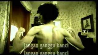 Download lagu Jangan Ganggu   karaoke mp3