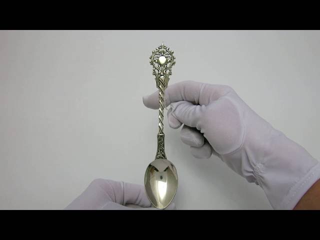 Десертная серебряная ложка 44лт Видеообзор