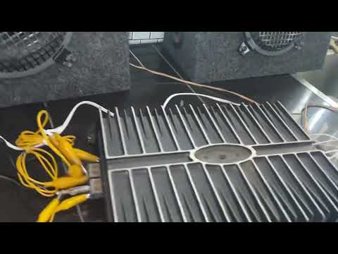 Rockford Fosgate 700S Punch test