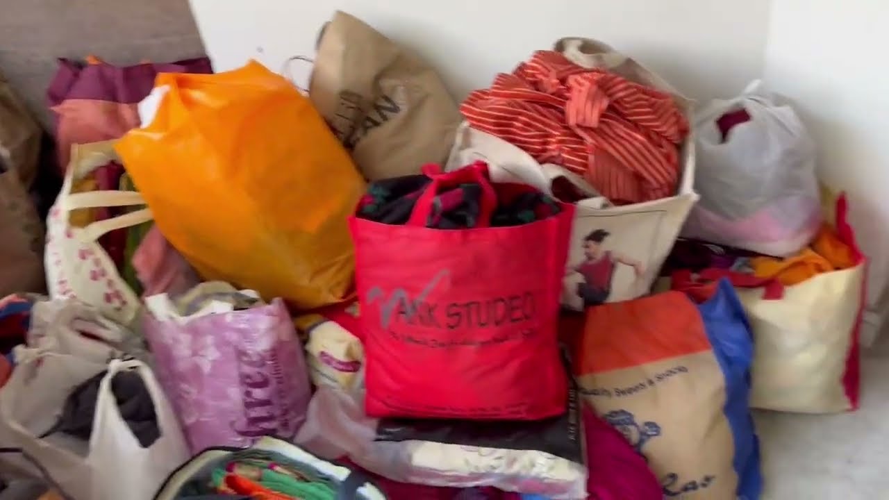 Give your old clothes a new life!