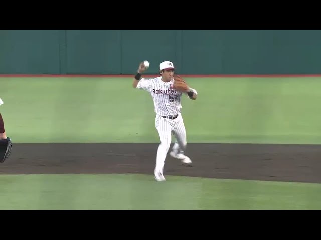 【5回表】イーグルス・三好 素早い打球処理でアウトを取る!! 2016/8/14 E-F