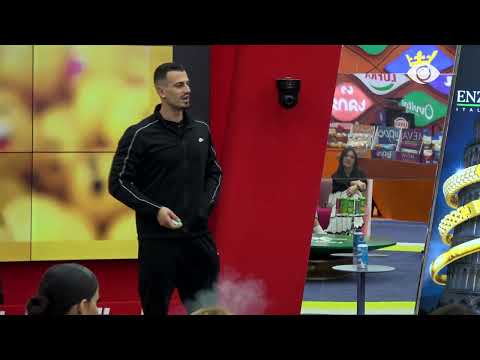 "Ishte lepuri dhe ariu..."/ Mateo ngrihet përpara banorëve dhe tregon barcoletën e tij