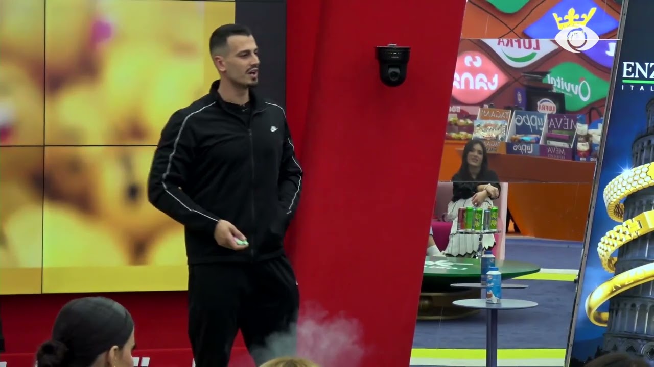 Ishte lepuri dhe ariu…/ Mateo ngrihet përpara banorëve dhe tregon barcoletën e tij