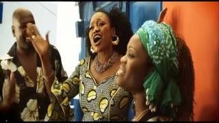 Macaco - One step (Videoclip Oficial)