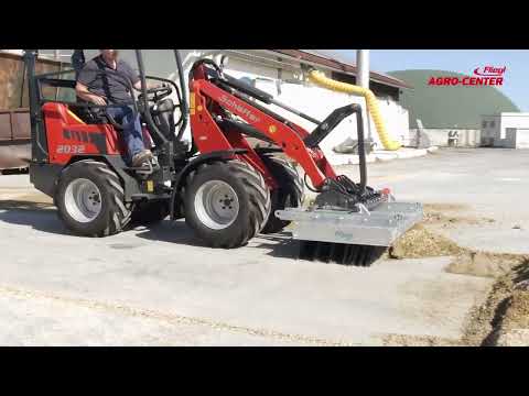 Sonstige Fliegl Kehrbesen Löwe 250  (VERKAUFT)