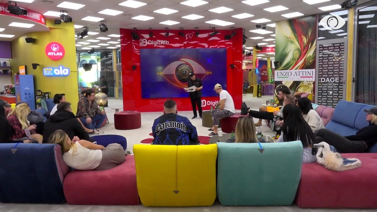 Zarf i bardhë në shtëpinë e Vëllait të Madh, banorët e rinj marrin biletën e fatit Lori caffe- BBV 3