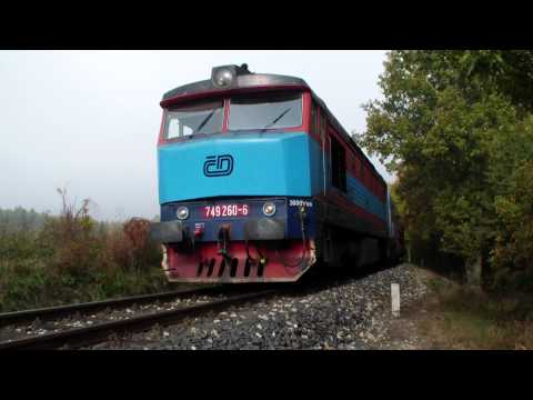 ČD 749 260 s pozdravem přijíždí do Nové Vsi pod Pleší