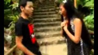 Download lagu RIYANTINA at NGAJOMBLO.wmv mp3 Download lagu RIYANTINA at NGAJOMBLO.wmv mp3