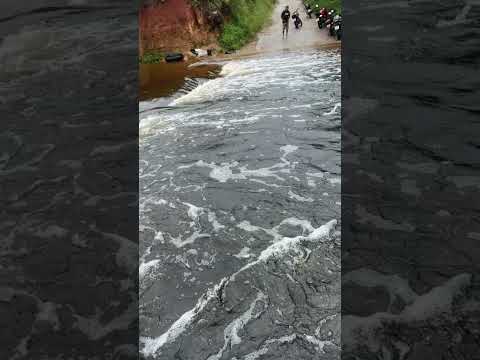 maravilha de Deus... coisa linda de se ver,a evasão do açude da nossa cidade "Massaranduba,PB"