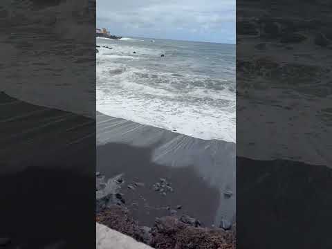 Enjoying the life!!! #tenerife4k #nature #seaside #puertodelacruz #beach #mojito 