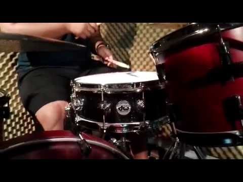 DW Collector’s Series Black Ice Finish Snare Drum 14x5