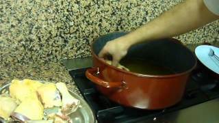 preview picture of video 'Como hacer Pito de Caleya. Como hacer Pollo como lo hacen en Asturias'