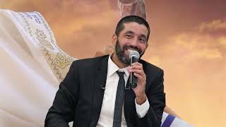 על מה מדברים לפני החתונה? 🤔 לא מה שחשבתם! 💍 הרב שניר גואטה בטיפ מעניין לכל זוג - עם כתוביות בעברית (הרב שניר גואטה) - התמונה מוצגת ישירות מתוך אתר האינטרנט יוטיוב. זכויות היוצרים בתמונה שייכות ליוצרה. קישור קרדיט למקור התוכן נמצא בתוך דף הסרטון