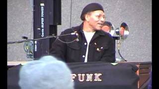 The Funky Meters (3 of 7) Africa - Thank You - Soul Island 10/8/00 Cincinnati, OH