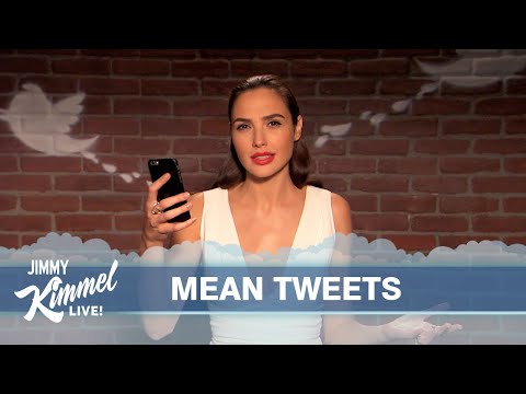 Celebrity čtou urážlivé tweety #7