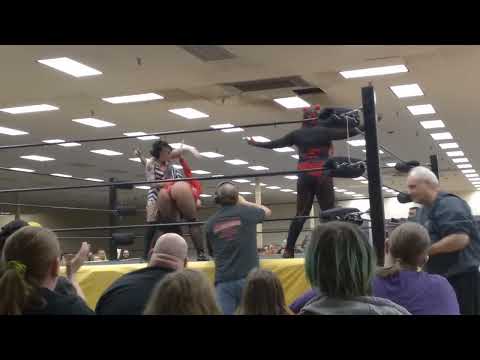 Scarlett causes DQ in Ziggy Haim vs Laura Loveless match! But who does she attack?