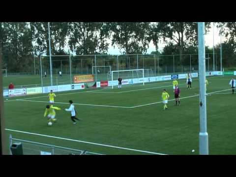 Westfriezen B1- Kolping Boys B1 1e helft.avi