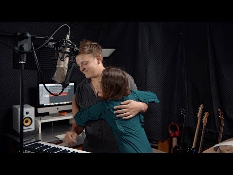 download lagu mp3 mp4 Gil Studio, download mp3 Gil Studio free download mp3, download mp3 Gil Studio