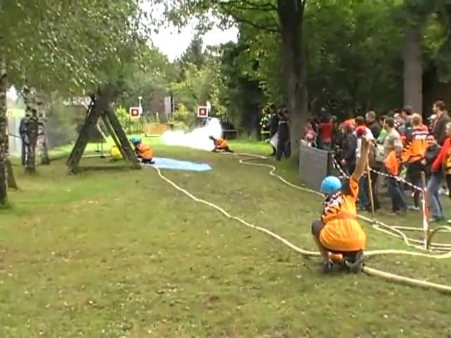 Lhotka - areál u školy, 28. 08. 2010
