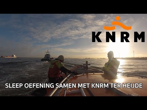 Sleep oefening samen met KNRM Ter Heijde