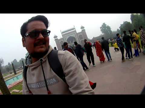 TAJ MAHAL ...........WITH MY CUTE DAUGHTER