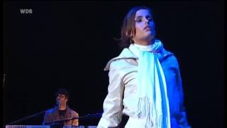 Download lagu Nelly Furtado - Say It Right (Rock Am Ring 2006) mp3 Download lagu Nelly Furtado - Say It Right (Rock Am Ring 2006) mp3