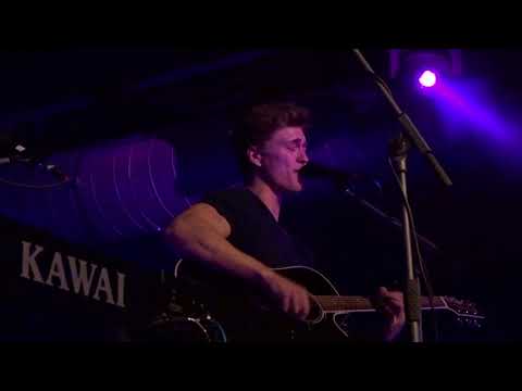 Nico Grund LIVE @Cologne CLUB BAHNHOF EHRENFELD – Little Boy