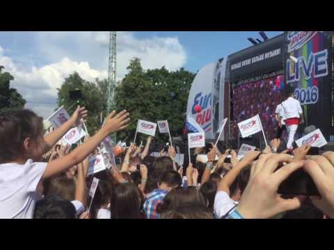 Нюша и MBAND - Попробуй... Почувствуй ( Coca-Cola ). Europa Plus Live 2016