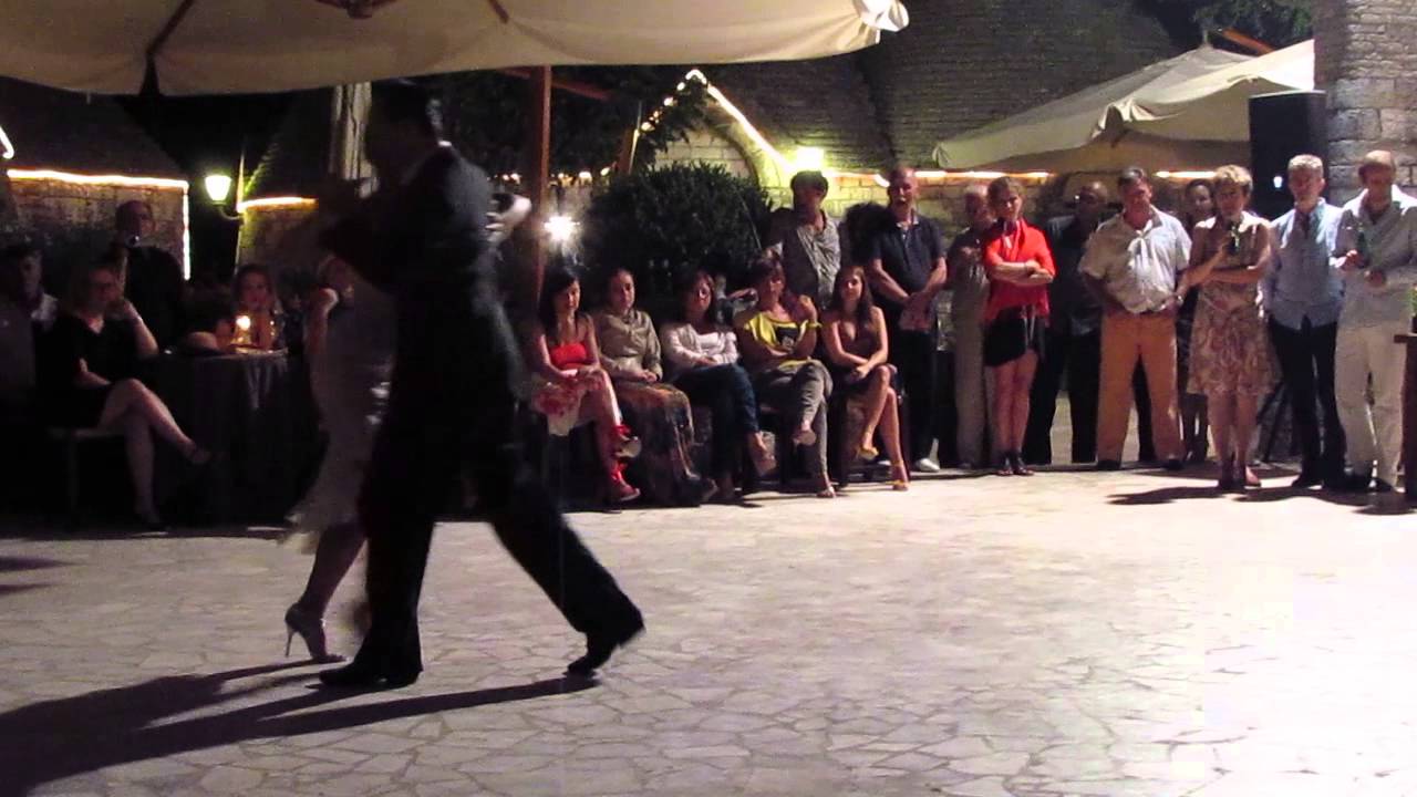 Ivo Ambrosi & Ilaria Caravaglio Tenuta Monacelle Fasano 4 8 2013 1-3