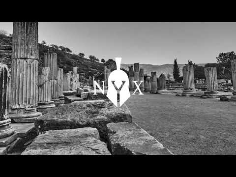 James Hurr - She Knows What She's Doing