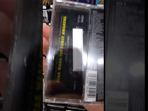 download lagu mp3 mp4 Star Wars The Force Awakens Cassette, download lagu Star Wars The Force Awakens Cassette gratis, unduh video klip Star Wars The Force Awakens Cassette