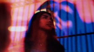 Martin Garrix & Arcando - Set Me Free feat. Bonn (Official Video)