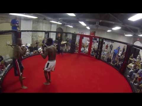 Battle in the South: Adrian Herd vs. David Moore