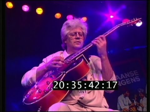 Larry Coryell, Andy Summers, & Trilok Gurtu 1996 NSJF: "Nuages".