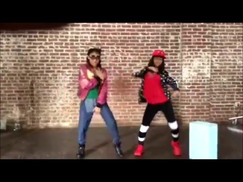 Young Lyric and Supapeach dancing at photoshoot