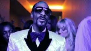 Snoop Dogg - &#39;Sweat&#39; Snoop Dogg vs David Guetta (Remix) [Official Audio]