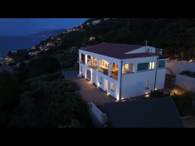 Capo D'Orlando - Esclusiva e prestigiosa villa vista Eolie