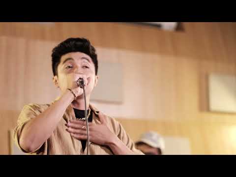 Set Fire To The Rain Cover by Benedictus Jeffry feat. Aurora Band (Rearrangement)