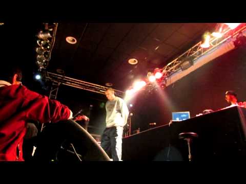 THAI SMOKE VS LIL FLOW TECNICHE PERFETTE SEMIFINALE PIEMONTE 2012