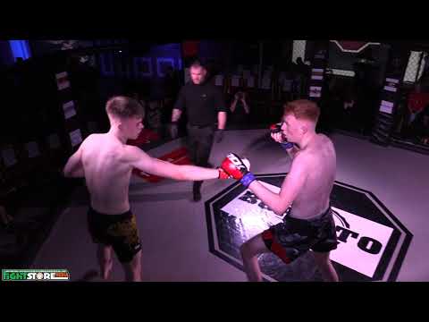 Alex Kelly vs Cameron Lowe - Cage Conflict