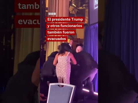El momento en que sacan a JD Vance de la cena de periodistas durante el tiroteo