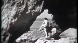 preview picture of video 'Praia da Rocha 1947'