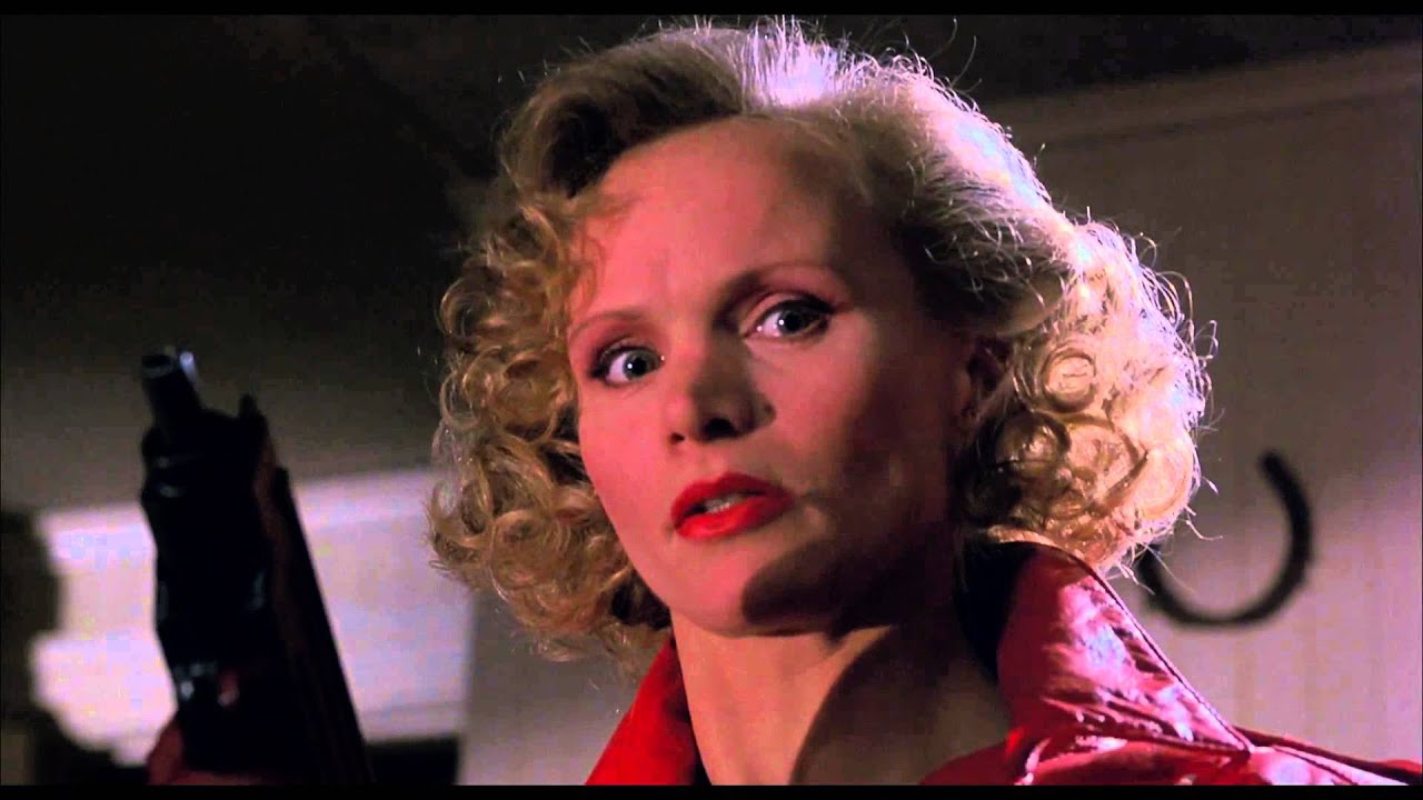 Eve Breaks Uncredited Kevin McCarthy's Neck