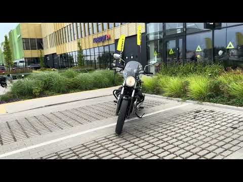 Moto Guzzi V7 853cc, street / classic