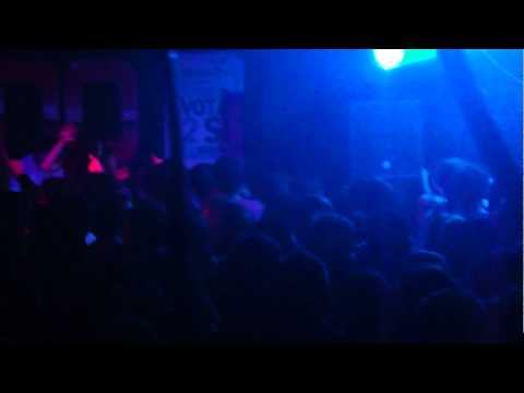 MAZTEK live @ CSO BRUNO TRENTO 23.10.2011 HIT THAT TOUR part3