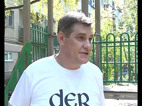 Курский журналист &laquo;платит&raquo; за клевету покраской детских площадок