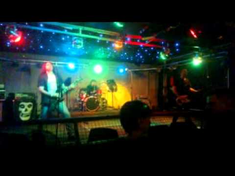 S.A.P.O.   -    THE K.K.K. TOOK MY BABY AWAY        (ramones cover)