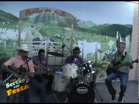 Carlos Augusto e Gustavo - Poeira da Estrada (Programa Sertão em Festa 24/2014)