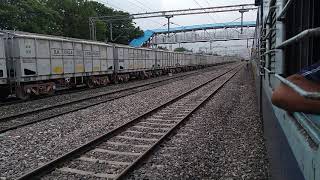 preview picture of video 'Race to Hyderabad !! LTT SC Duronto Exp overtakes CSMT HYB Hussain Sagar Express in style !'